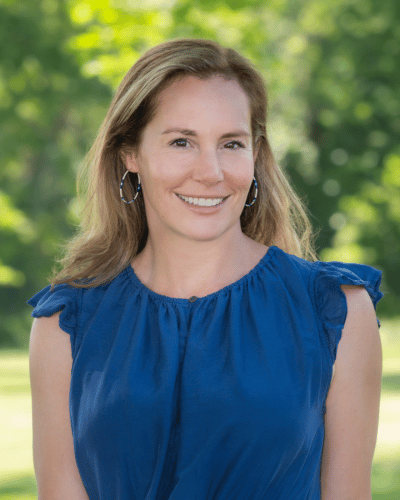 Author Headshot: Laura Wiltse Prior