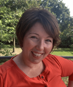 Tanya Harvey: Author Headshot