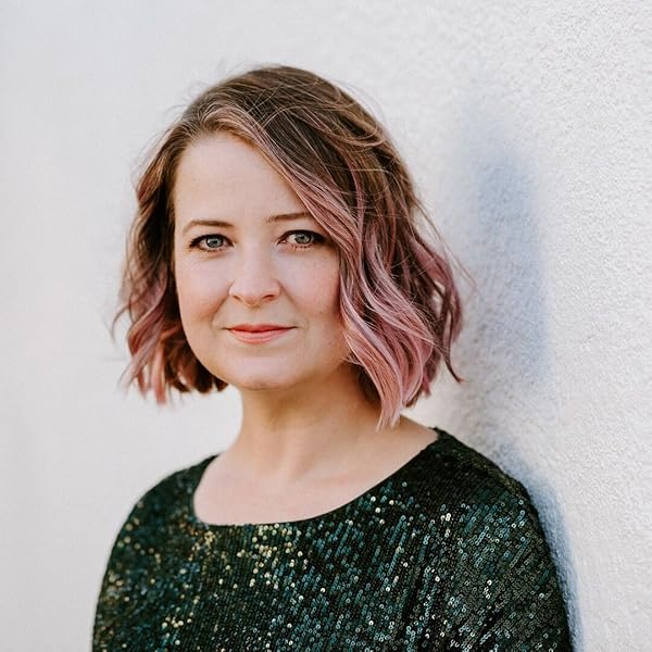 Headshot of author Lili Wilkinson